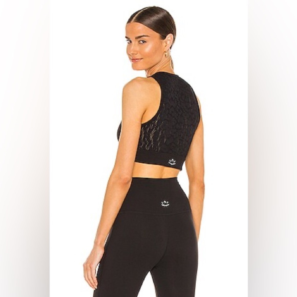 Beyond Yoga black Mesh It Up Sports Bra M - Picture 4 of 10